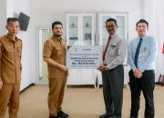 Bank Sultra Serahkan CSR Senilai Rp193 Juta untuk Pembangunan Rumah Ibadah dan Sanitasi di Kabupaten Buton