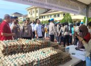 Antrean Panjang Warnai Pasar Murah Polda Sultra, Warga Berburu Sembako Murah